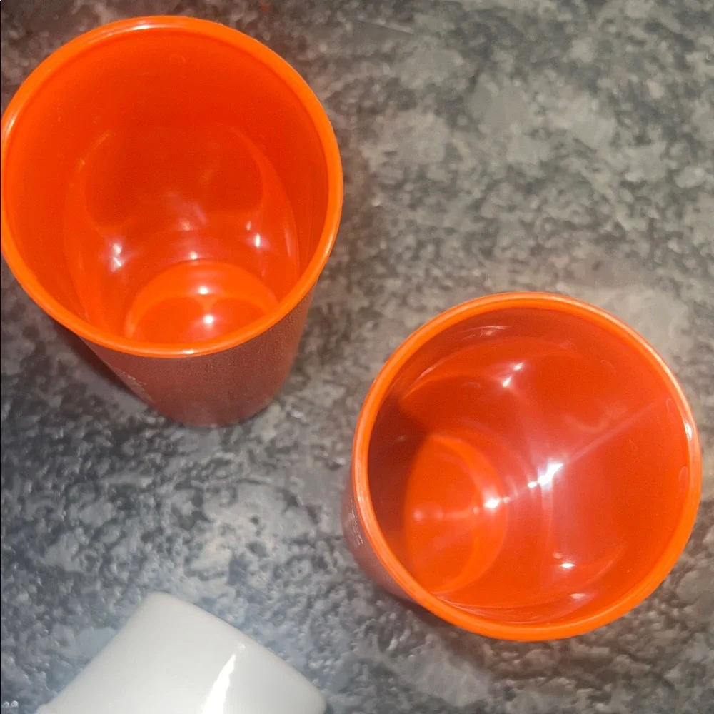Tupperware Ketchup & Mustard Condiment Pump Bottles with White Lids and Cups